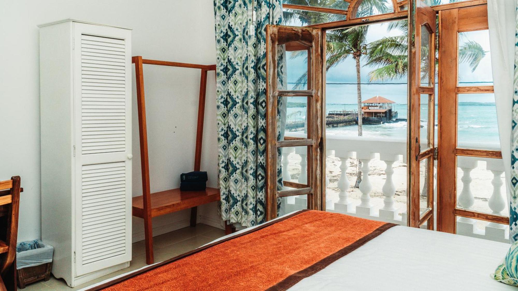 Hotel Albemarle Puerto Villamil Luaran gambar