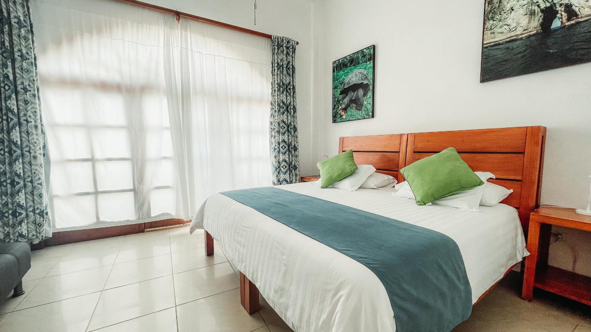 Hotel Albemarle Puerto Villamil Luaran gambar