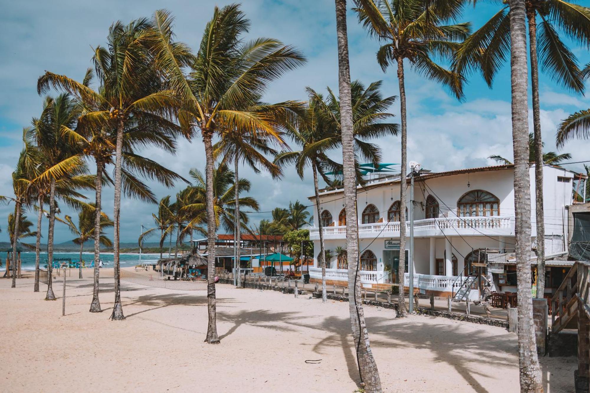 Hotel Albemarle Puerto Villamil Luaran gambar